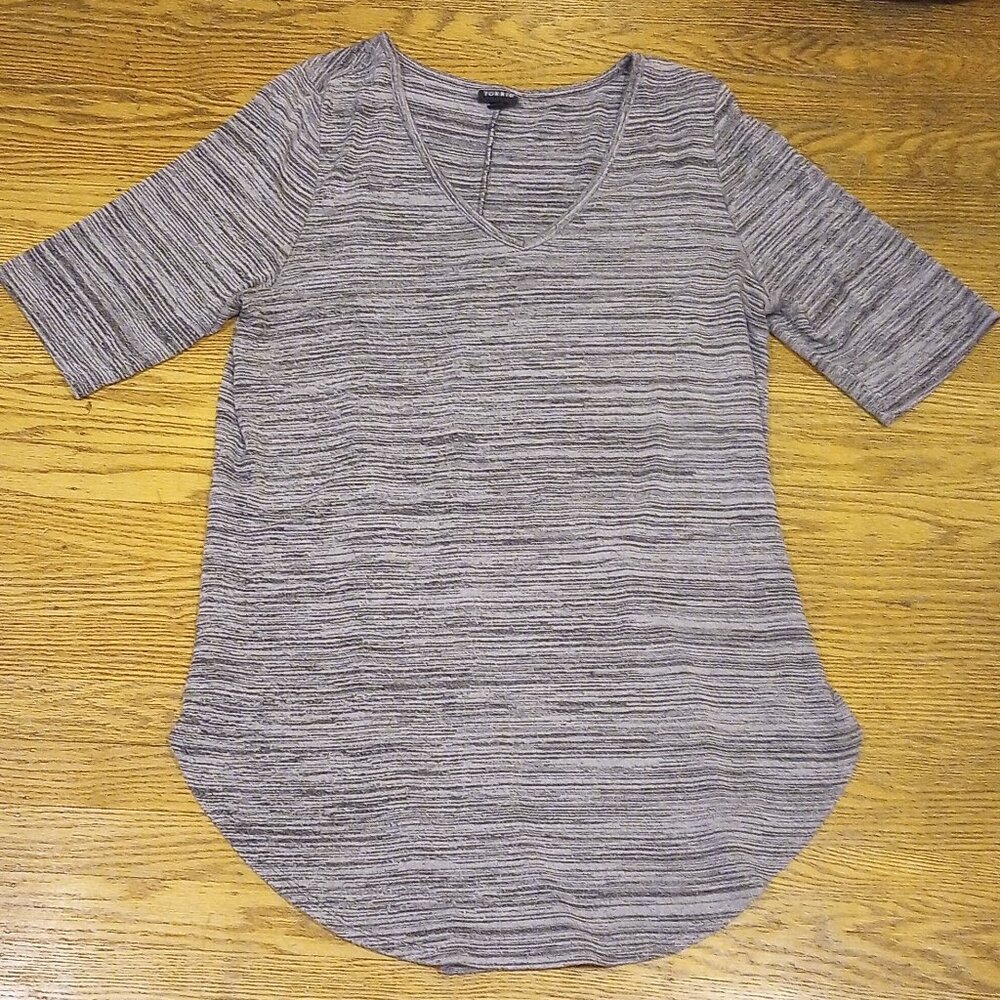 Torrid size 2 Gray Super Soft Plush Tunic Tee - Picture 4 of 8